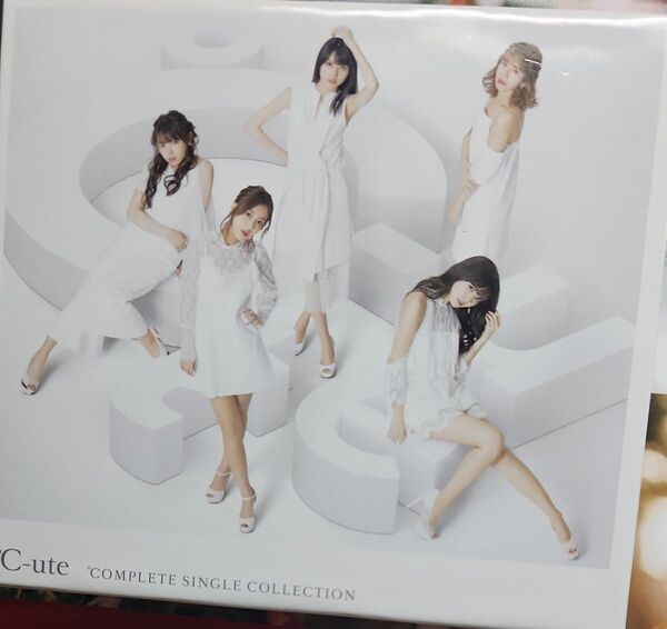 ℃-ute ℃OMPLETE SINGLE COLLECTION 通常版