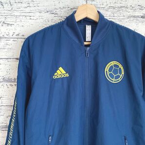 adidas コロンビア代表 2019 アンセムジャケット ワンポイントロゴ刺繍 エンブレムロゴ サイドロゴテープ