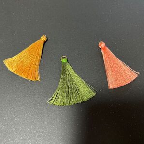 タッセル(ピンク/カーキ/マスタード)約4.5cm