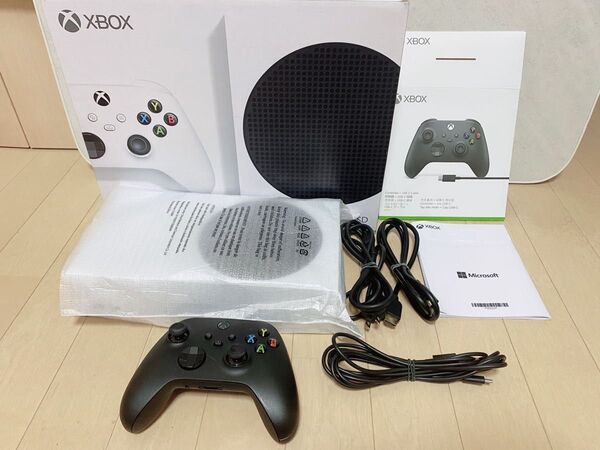 Xbox Series S ゲーム 本体 512GB SSD ホワイト 動作品 周辺機器 箱付き コントローラー付属(ブラック)