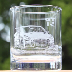 GT-R(R35) ニッサン ロックグラス 底面オリジナルメッセージ&名入れ付き 送料無料 新品 箱付 名入れ 記念品 プレゼントにおすすめ 日産