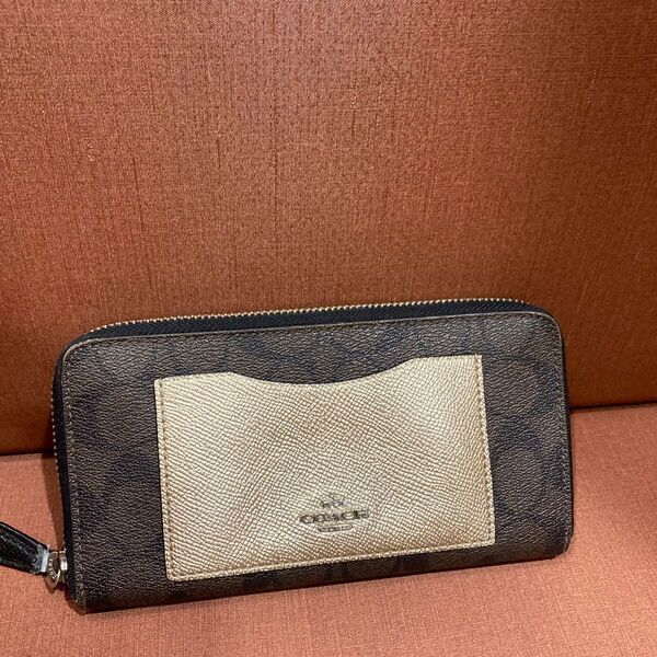 COACH コーチ シグネチャー 小物 財布 長財布 ラウンドファスナー 小銭入れ レディース アイテム オシャレ