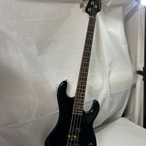 kramer ベース キズあり ジャンク品