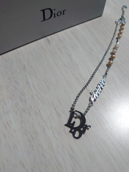 Christian Dior ロゴ パール ネックレス 中古