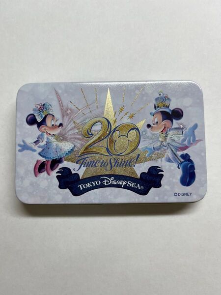 ディズニーシー 20周年 ミッキー ミニー お菓子 缶