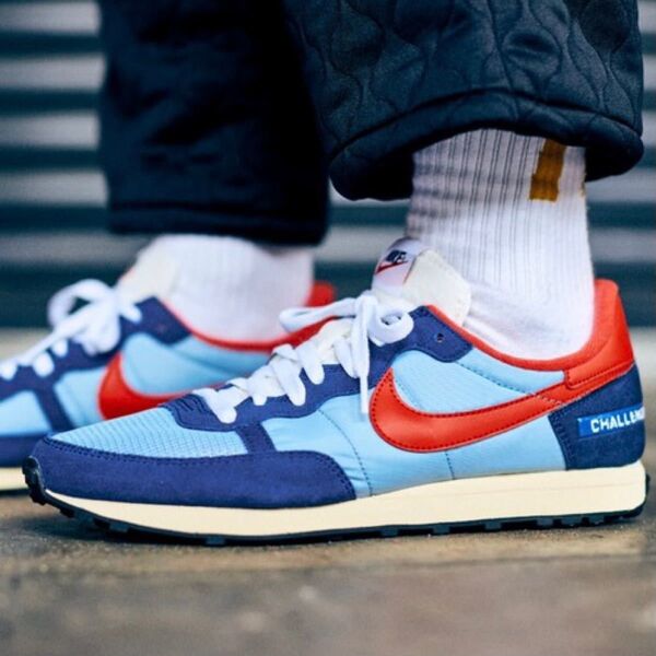 人気 格安 NIKE CHALLENGER OG ライトブルー 27 ナイキ スニーカー ブランド