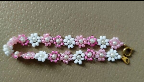 ハンドメイド キッズ用ブレスレット ビーズ 花 ジャンク 手芸 アクセサリー 可愛い フラワー