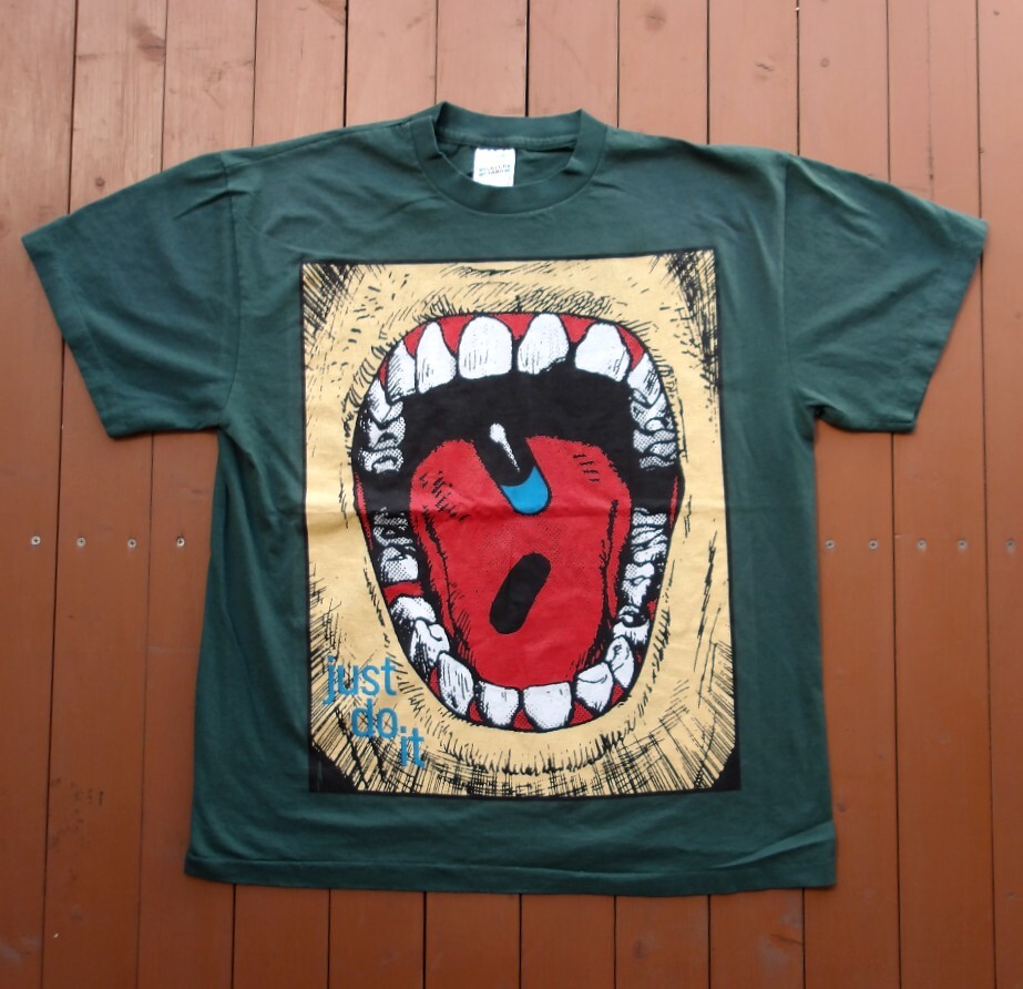 Yahoo!オークション -「akira tシャツ」の落札相場・落札価格 Yahoo!オークション -「akira tシャツ」の落札相場・落札価格