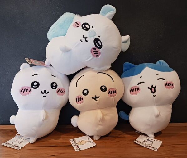ちいかわ おしりふりふりBIGぬいぐるみ ハチワレ&ちいかわ&うさぎ&モモンガ 4種4点セット