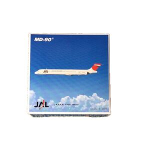 ヘルパウィング 日本航空 MD90 1/500