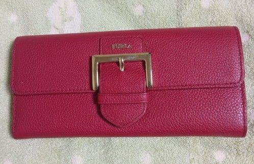 大幅値下げ FURLA 長財布