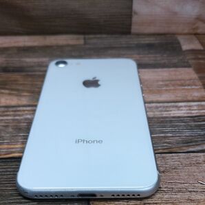JA63 Iphone8 ジャンク品 部品取りドコモ