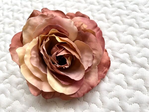 コサージュ バラ 薔薇 くすみピンク 入学式 結婚式