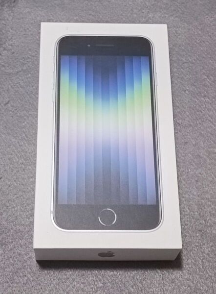 未開封品 iPhoneSE 第3世代 64GB SIMフリー スターライト