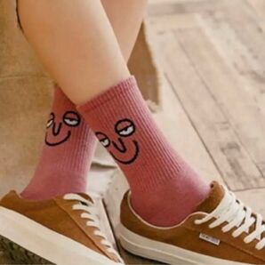 面白い 可愛い 靴下 おしゃれ ピンク 顔