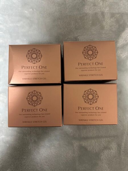 (新品) パーフェクトワン 薬用リンクルストレッチジェル 50g (医薬部外品) 4個