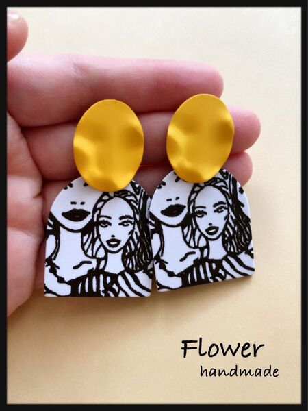 No.4【送料込み】大人可愛いハンドメイドPierce