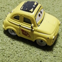 トミカ TOMICA ピクサー　CARS キャラクター　ルイジ_画像3