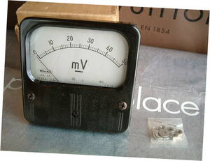 ◆昭和レトロ　1970年　モデル　電圧計　？　ｍｖ　未使用　デッドストック　JUNK　計器　メーター