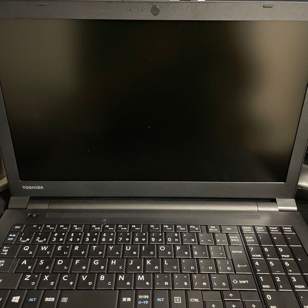 TOSHIBA ノート Core i5 メモリ 8GB SSD 256GB Windows10 厚さ2.5×縦26×横38cm