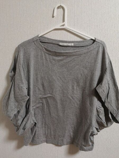 URBAN RESEARCH DOORS ボリューム袖トップス グレー