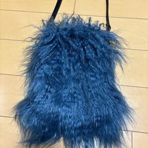フェイクファーショルダーバッグ