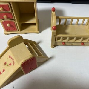 シルバニアファミリー 小物 棚 子供部屋