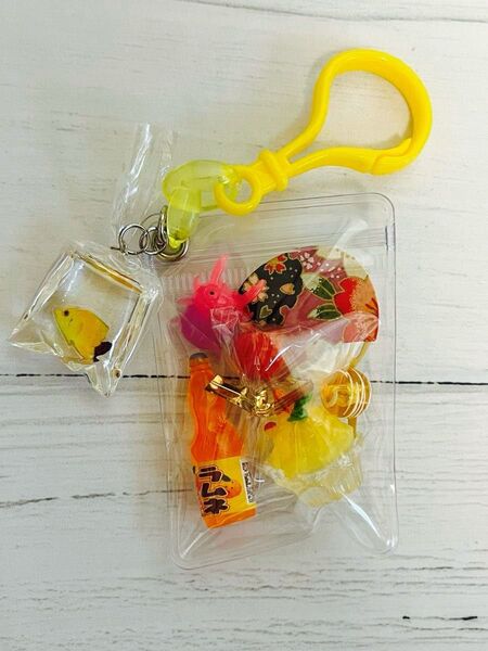 ガチャ詰めポーチ風☆縁日②☆キャンディバックキーホルダー パーツまとめ売り