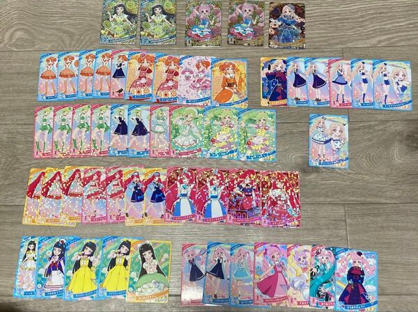 ひみつのアイプリ トレカ サンリオコラボ