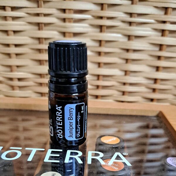 ドテラ doTERRA ジュニパーベリー 5ml 開封済み