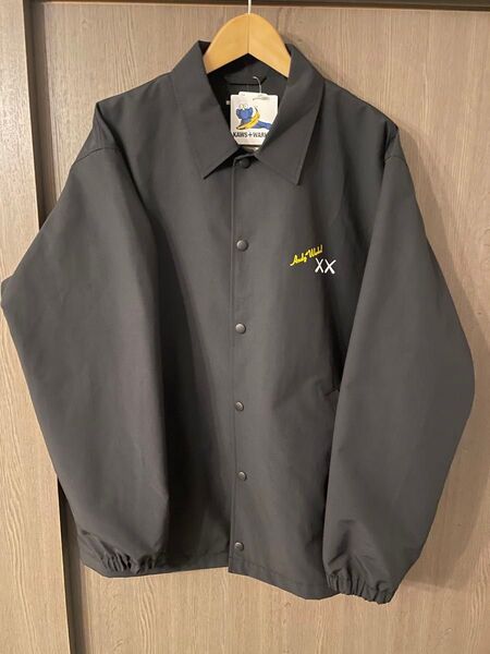 UNIQLO KAWS コーチジャケット