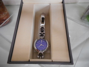 ブレスレット時計　クオーツ腕時計　レディース　長期在庫品