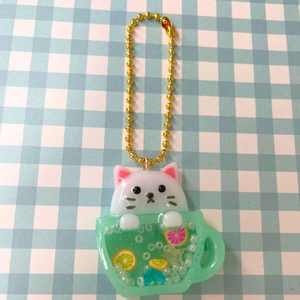 ティーカップネコちゃんボールチェーンキーホルダー
