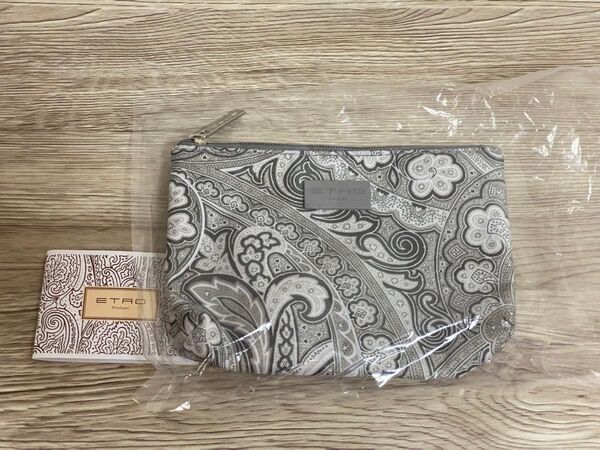 ☆再出品☆○JAL国際線ファーストクラスノベルティ・ETROアメニティポーチ※マチ有り※白グレーD※値下げ不可