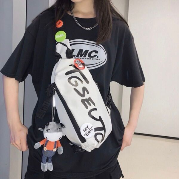ボディバッグ チェストバッグ カジュアル アウトドア ショルダーバッグ 大容量 お揃い リンクコーデ 男女兼用 白 ホワイト