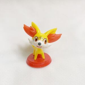 ＜美品＞チョコエッグ ポケモン★フォッコ★高さ約４cm〈K4