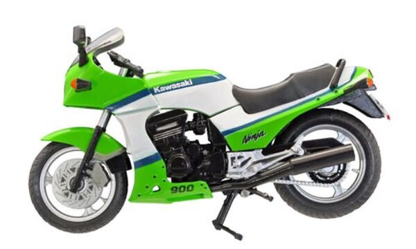 1/24 KAWASAKI GPZ900R #3 1985年 A2タイプ 南アフリカ仕様 ヴィンテージバイクキット エフトイズ