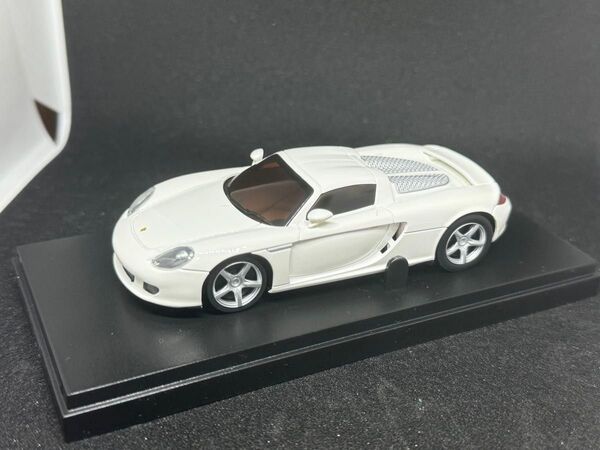 Porsche Carrera GT(ホワイト)1/43