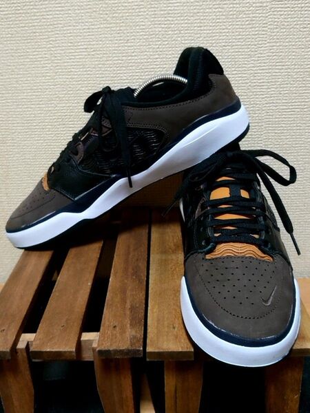 【極美品】NIKE SB ISHOD PRM / イショッド PRM / 27cm /