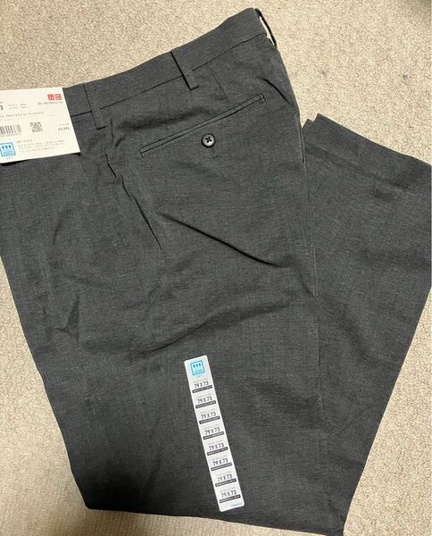 UNIQLO 感動パンツ 79×73 ダークグレー ウールライク 新品未使用 ユニクロ