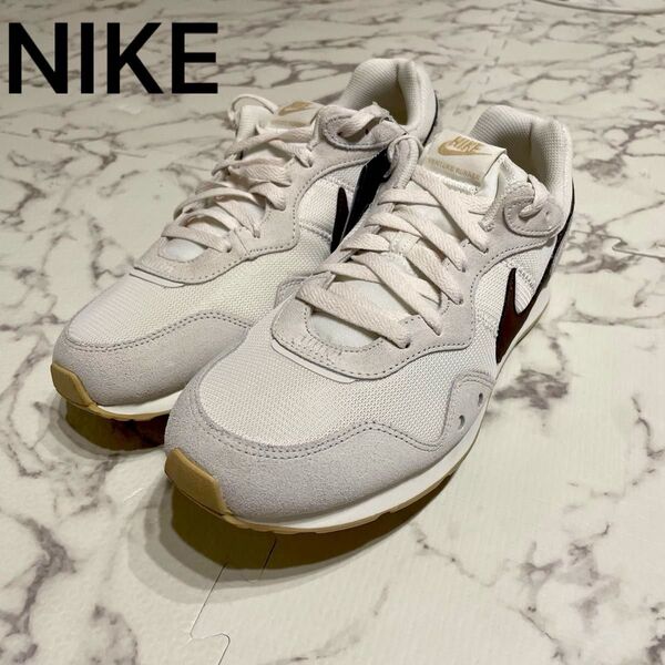【新品未使用】NIKE スニーカー シューズ