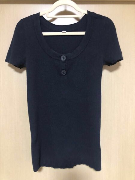 ユニクロ 半袖 黒 ニット サイズM 綿70%ナイロン30%