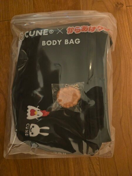 キューン からあげクン コラボ ボディバッグ cune