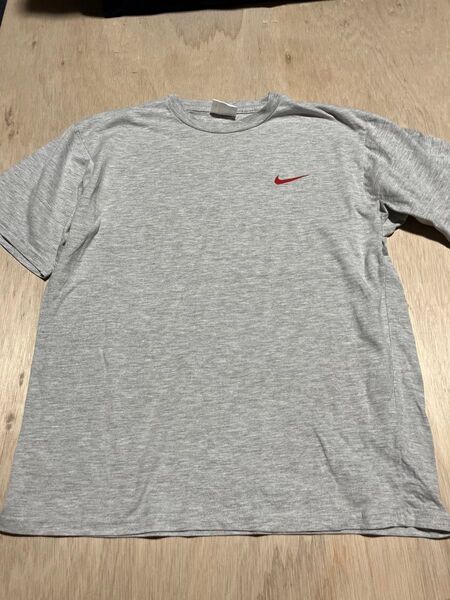 90s NIKE アーチプリント Tシャツ 古着 ビンテージ グレー 90年代 半袖 ナイキ NIKE ロゴプリント かまぼこ