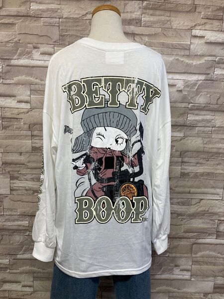 新品 ベティちゃん ロンT BettyBoop ベティブープ ライダーホワイト