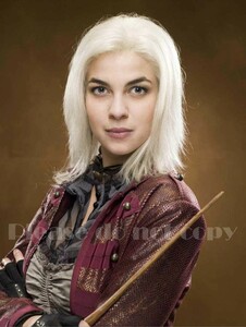 NATALIA TENA Nymphadora Tonks ナタリア・テナ ニンファドーラ・トンクス 役　大きなサイズのフォト　他、2Ｌサイズ2枚付き