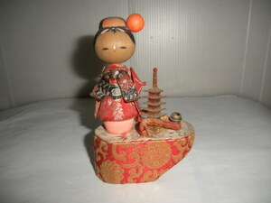 京人形　レトロ　郷土人形　五重塔　かっぽん草履　和服人形　日本人形　人形　昭和レトロ
