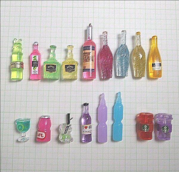 ラメ・蛍光色 ミニチュア ボトル パーツ 酒瓶 ワイン ウイスキー 17個セット