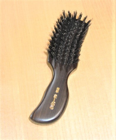 浅草 まーぶるブラシ 大正3年創業のブラシ職人が作った高級ヘアブラシ 高級猪毛を植毛 S型ミニ