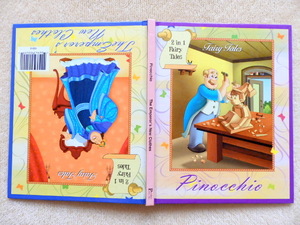 ..　2 in 1 Fairy Tales: Pinocchio & The Emperor's New Clothes (ピノキオ＆裸の王様 2話入り英語絵本)